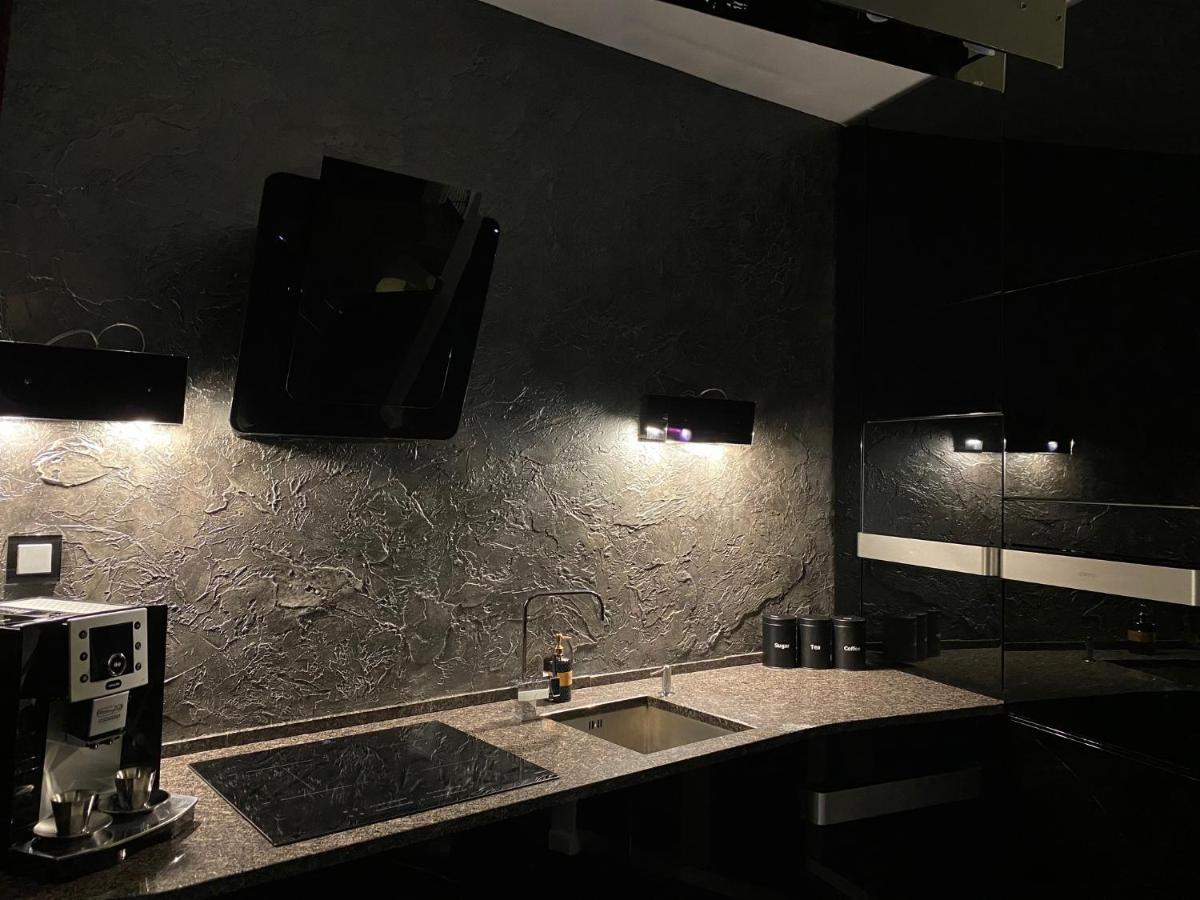 Family & Business Sauna Apartments Klonowa Nad Zalewem, Unikat Spa キェルツェ エクステリア 写真